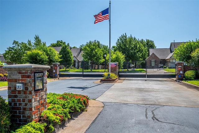 18003 Arbor Lane, Edmond, OK 73012
