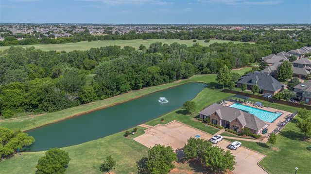 18003 Arbor Lane, Edmond, OK 73012