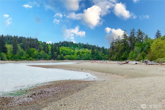 8210 177th Avenue SW, Longbranch, WA 98351
