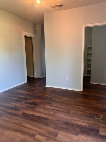 1810 Merchant Street, Abilene, TX 79603
