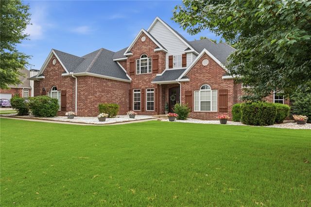 6826 Sunset Ridge Circle, Springdale, AR 72762