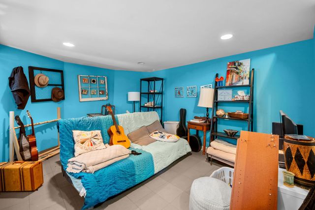 320 7th Street, Downers Grove, IL 60515