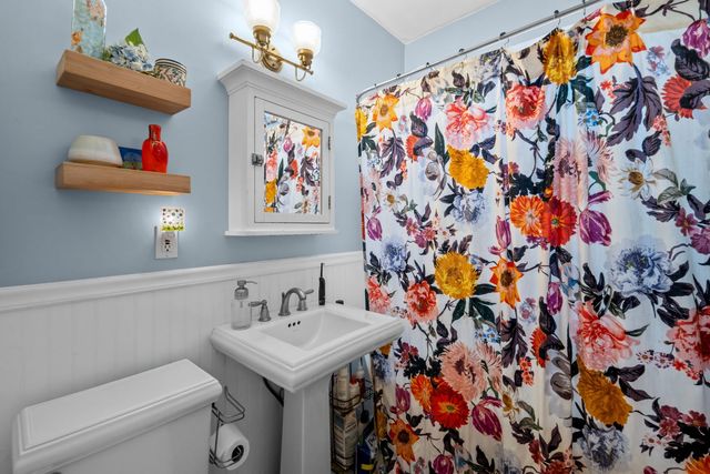 320 7th Street, Downers Grove, IL 60515