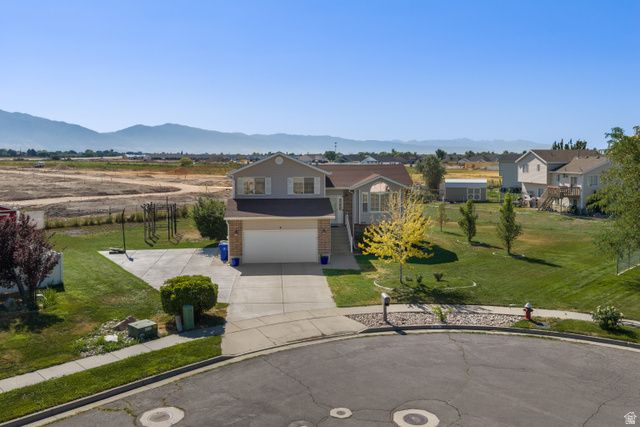2821 W 2330 S, Syracuse, UT 84075