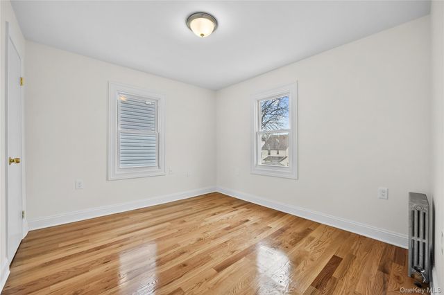 11512 197th Street, Saint Albans, NY 11412