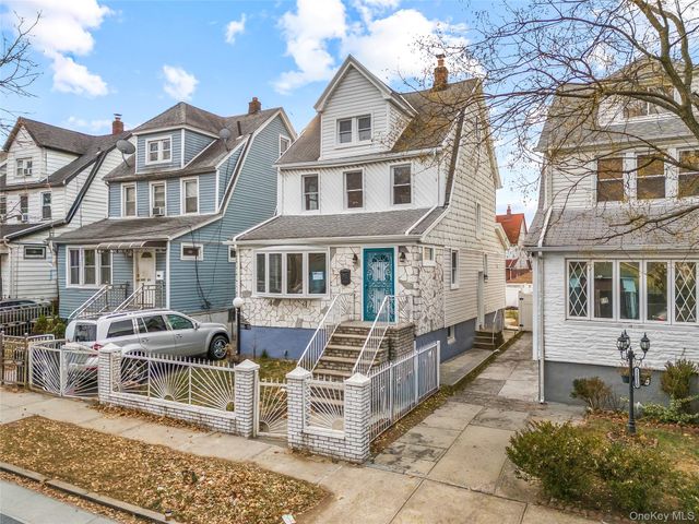 11512 197th Street, Saint Albans, NY 11412
