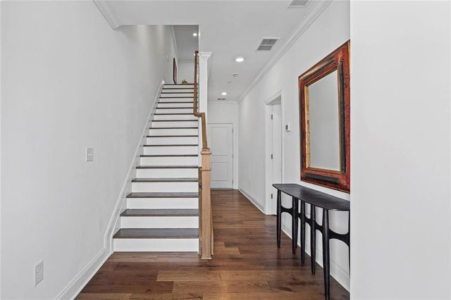 6623 Beacon Drive, Sandy Springs, GA 30328