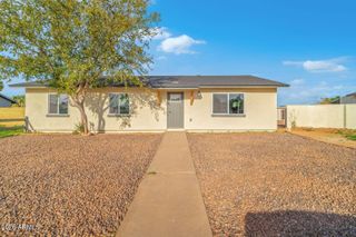 4660 E BOWKER Street, Phoenix, AZ 85040