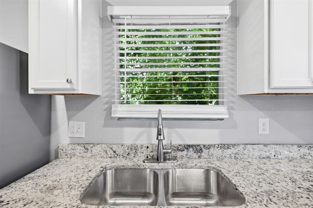1227 Wilbur Street, Dallas, TX 75224