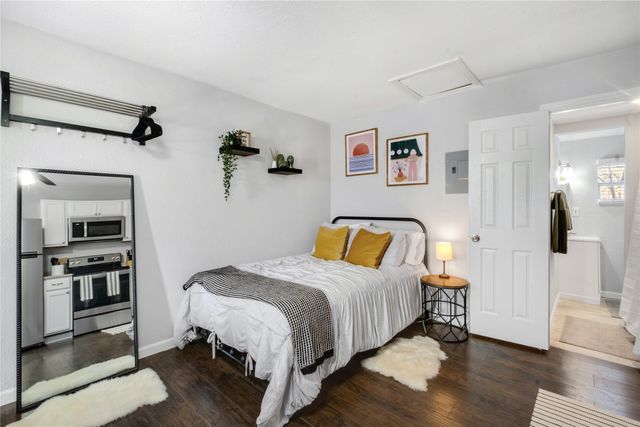 1227 Wilbur Street, Dallas, TX 75224