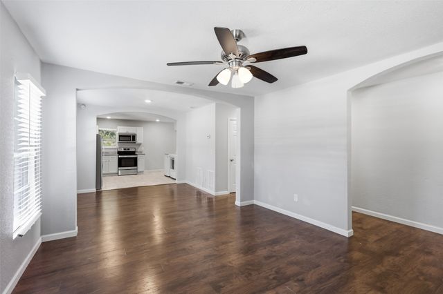 1227 Wilbur Street, Dallas, TX 75224