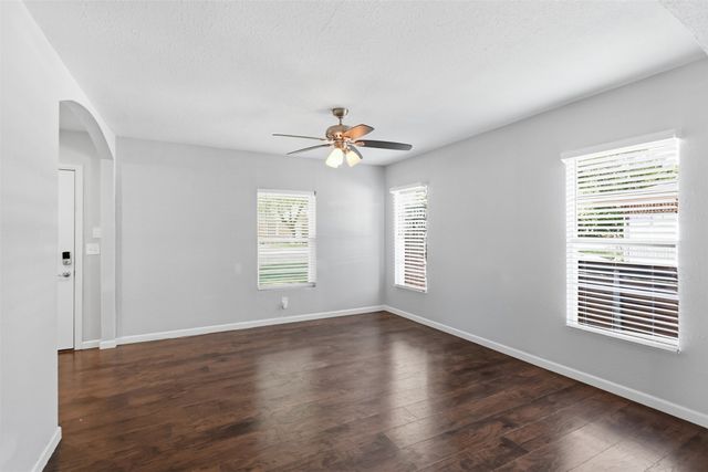 1227 Wilbur Street, Dallas, TX 75224