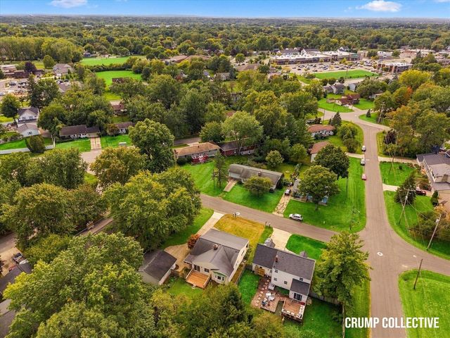1910 Covington Drive, Grand Rapids, MI 49506