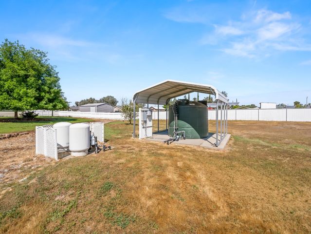 16389 Monreal Road, Madera, CA 93636