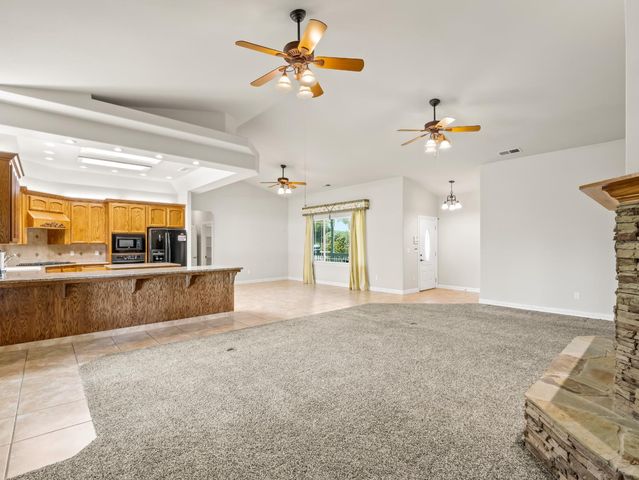 16389 Monreal Road, Madera, CA 93636