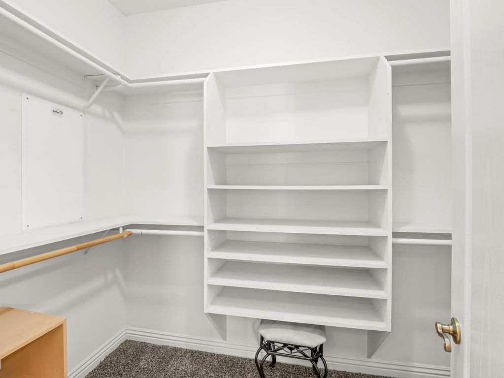 Image 24 of property listing at 16389 Monreal Road, Madera, CA 93636