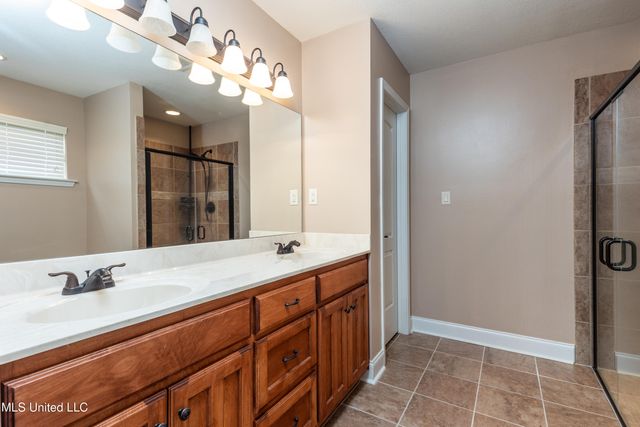 5891 Foxdale Loop, Southaven, MS 38672