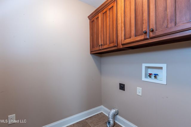 5891 Foxdale Loop, Southaven, MS 38672