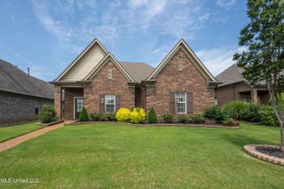 5891 Foxdale Loop, Southaven, MS 38672