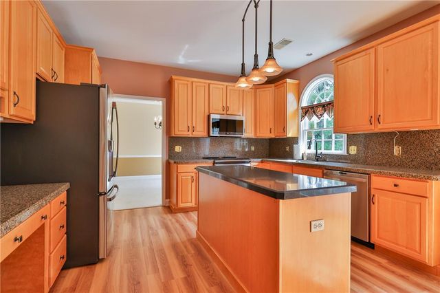 4295 Kathi Drive, Bethlehem City, PA 18017
