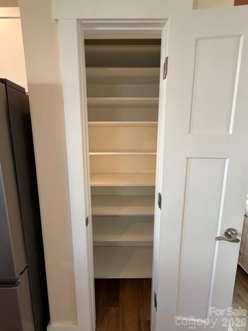 526 Cardwell Lane, Fletcher, NC 28732