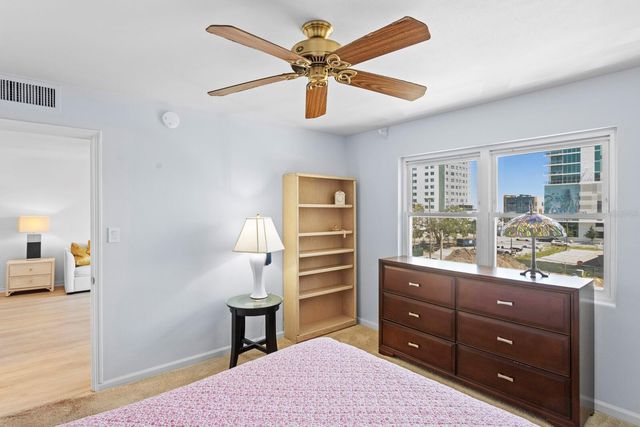 750 BURLINGTON AVENUE N 3C, St Petersburg, FL 33701
