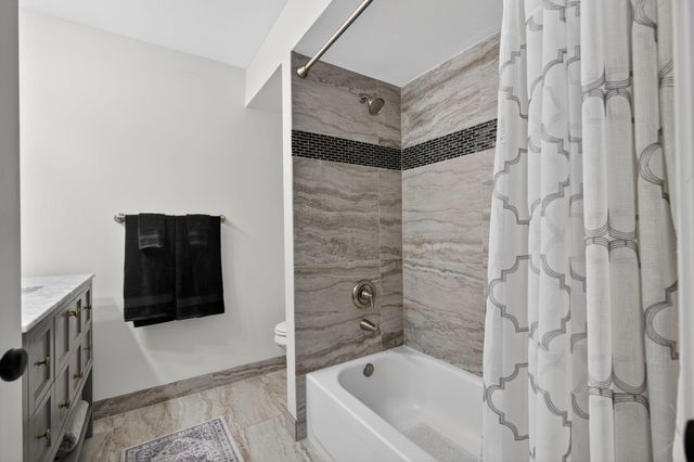 368 Brackenwood Circle, Palm Beach Gardens, FL 33418