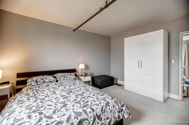 6533 E Jefferson Avenue 417, Detroit, MI 48207