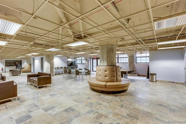 6533 E Jefferson Avenue 417, Detroit, MI 48207