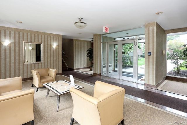 226-26 Union Turnpike 6H, Oakland Gardens, NY 11364