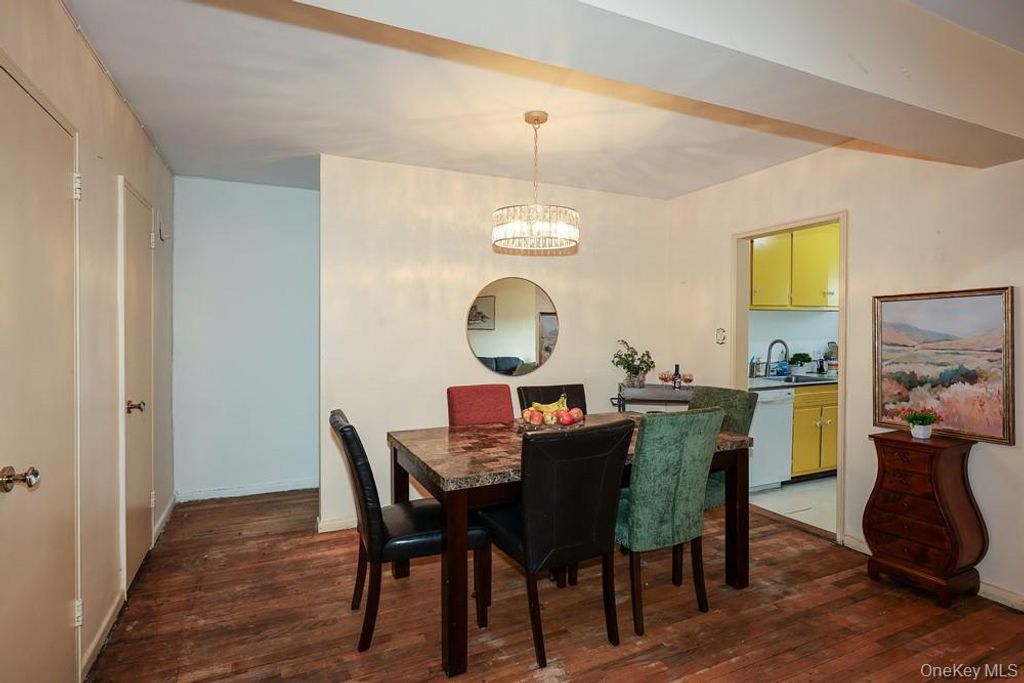 226-26 Union Turnpike 6H, Oakland Gardens, NY 11364 — photo 5