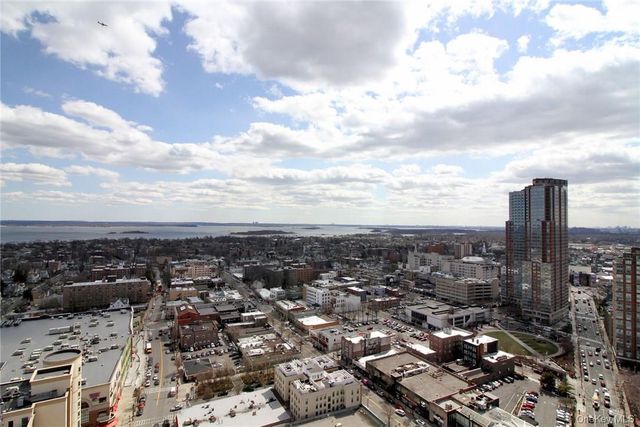 175 Huguenot Street 1804, New Rochelle, NY 10801