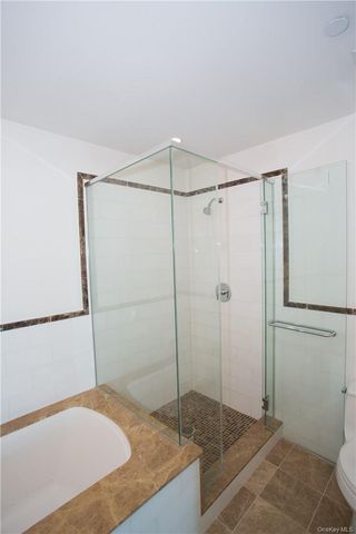 175 Huguenot Street 1804, New Rochelle, NY 10801