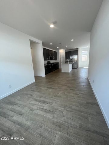 11148 W Parkway Drive, Tolleson, AZ 85353