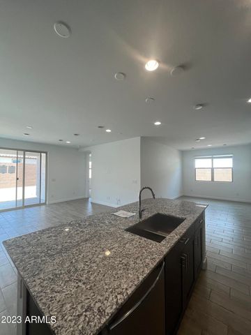 11148 W Parkway Drive, Tolleson, AZ 85353