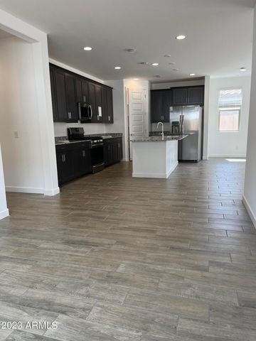 11148 W Parkway Drive, Tolleson, AZ 85353