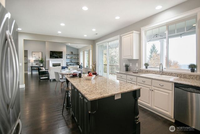 140 Nordstrom Lane, Kelso, WA 98626