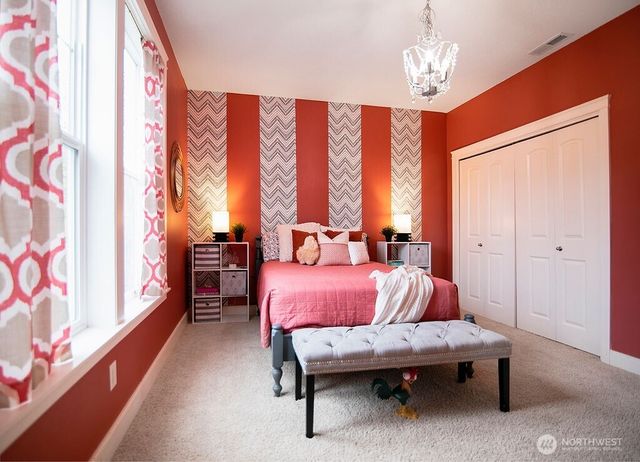 140 Nordstrom Lane, Kelso, WA 98626