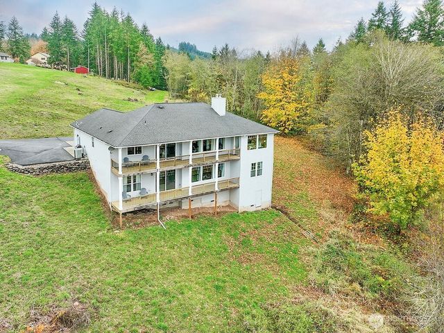 140 Nordstrom Lane, Kelso, WA 98626
