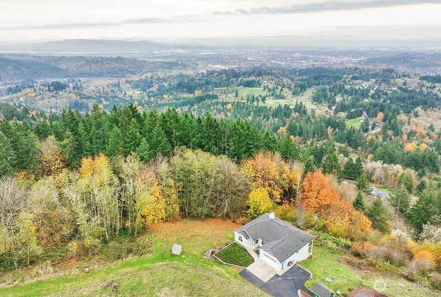 140 Nordstrom Lane, Kelso, WA 98626