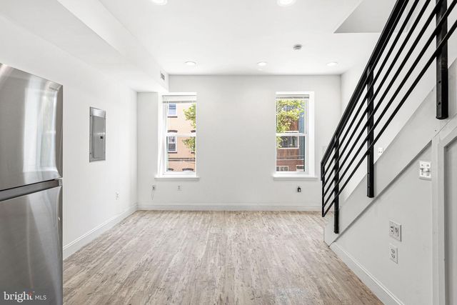 2144 N 8TH ST, Philadelphia, PA 19122