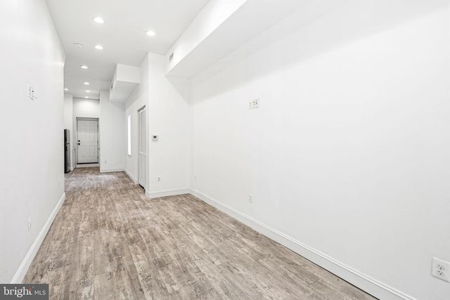 2144 N 8TH ST, Philadelphia, PA 19122