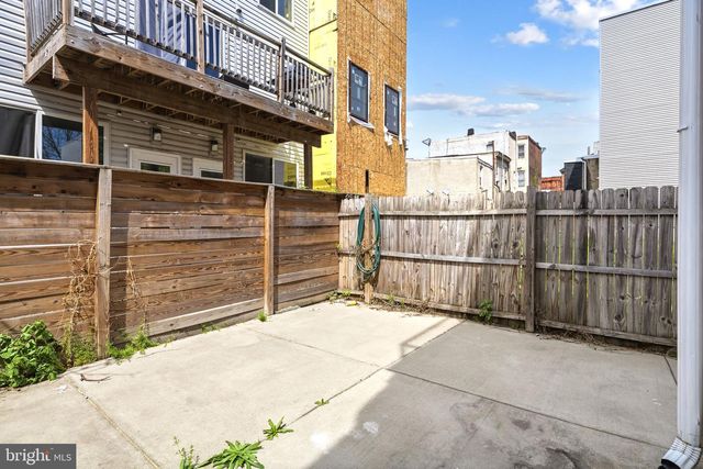 2144 N 8TH ST, Philadelphia, PA 19122