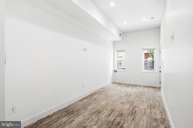 2144 N 8TH ST, Philadelphia, PA 19122