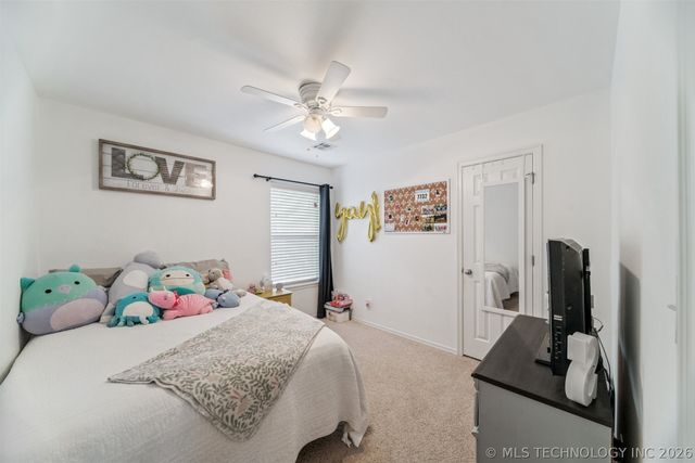 4007 W 103rd Place S, Jenks, OK 74037