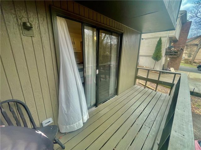 446 Crosby Dr, Canonsburg, PA 15317