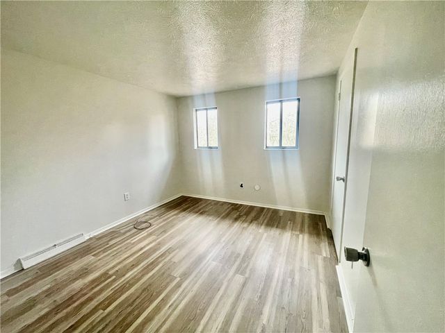 446 Crosby Dr, Canonsburg, PA 15317