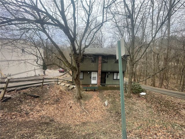 446 Crosby Dr, Canonsburg, PA 15317