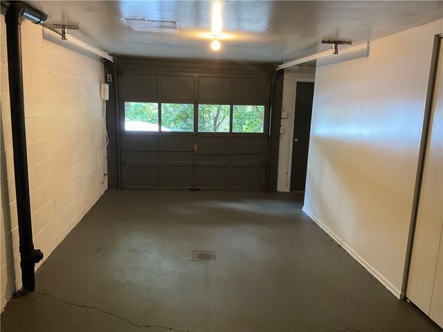 446 Crosby Dr, Canonsburg, PA 15317