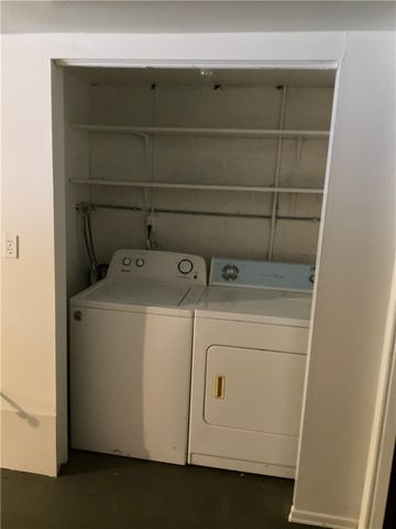 446 Crosby Dr, Canonsburg, PA 15317